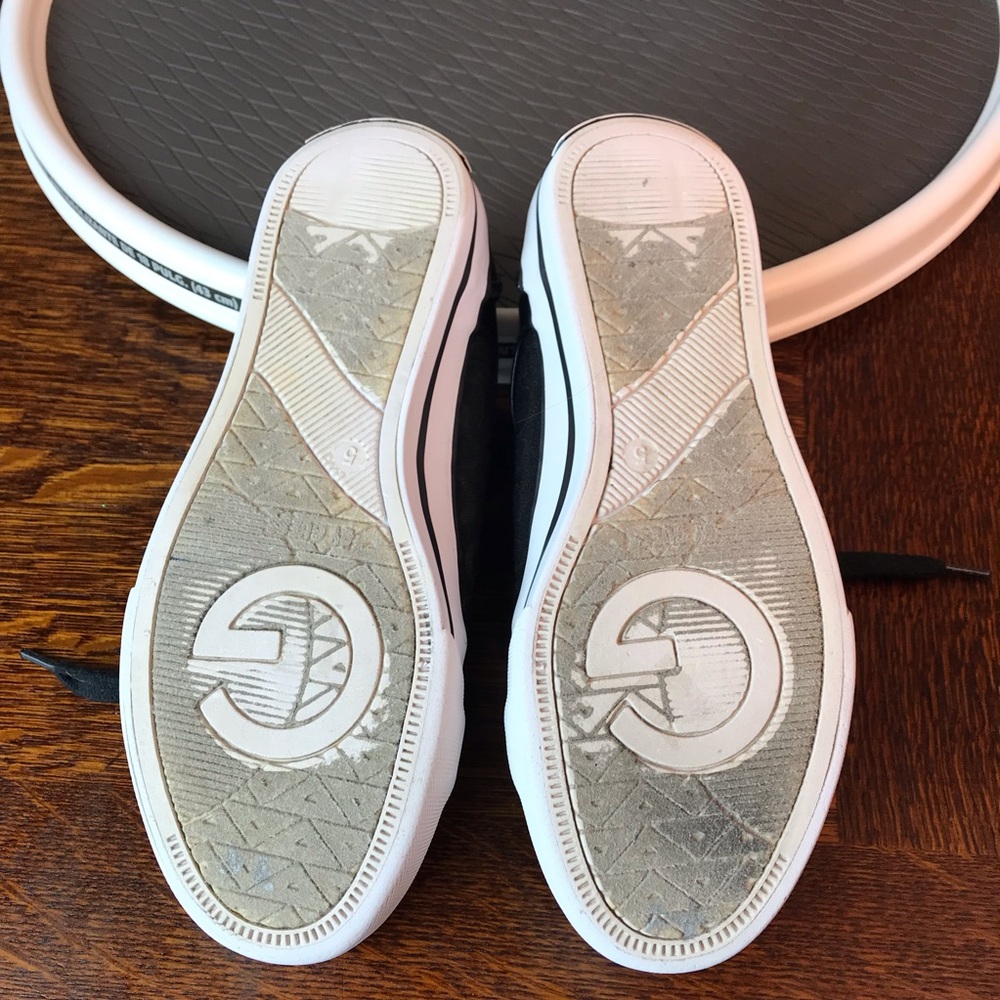 G by Guess black sneakers - Picture 4 of 5
